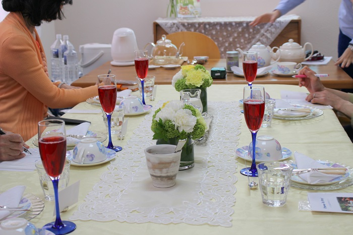 紅茶の会「春のアフタヌーンティーパーティー